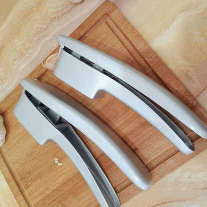 2-in-1 Manual Garlic Slicer & Crusher